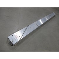 6600# Rear Cross Beam With Cables / 120 6600# Rear Cross Beam With Cables / 120