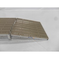 4'X4' Ramp Aluminum-Thruflow Beige With Hinge