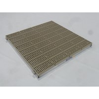 4'X4' Ramp Aluminum-Thruflow Beige Only 4'X4' Ramp Aluminum-Thruflow Beige Only