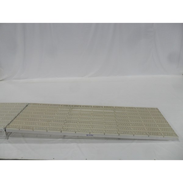 4'X12' Ramp Aluminum-Thruflow White With Hinge
