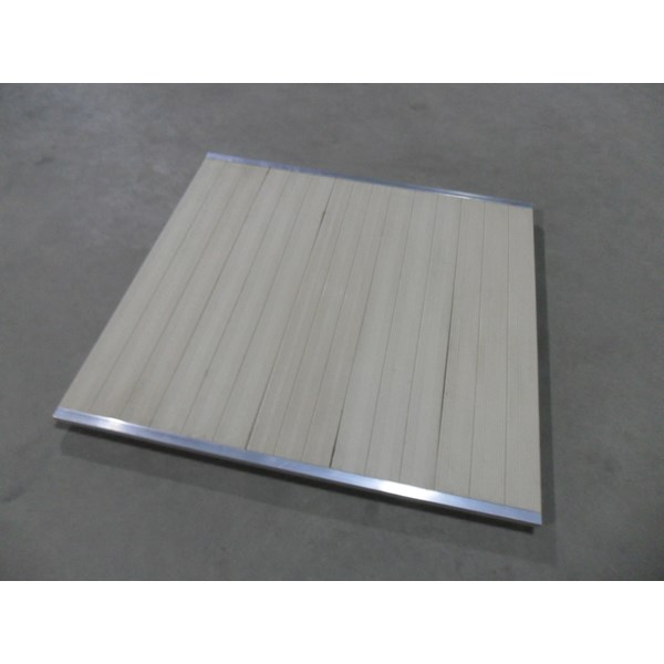 4'X4' Classic Decking (5 Panel-Old Style)-Beige