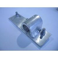LARGE OUTER RIGHT HINGE PLATE
