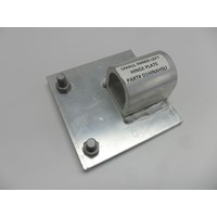 SMALL INNER LEFT HINGE PLATE