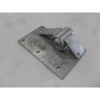 INNER RIGHT GALVANIZED HINGE PLATE INNER RIGHT GALVANIZED HINGE PLATE