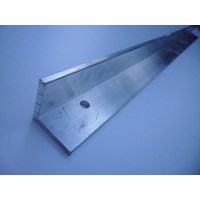 STRAIGHT RUN CONNECTOR ANGLE