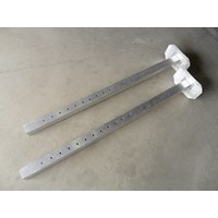 5' LEVELING LEG-1-1/2