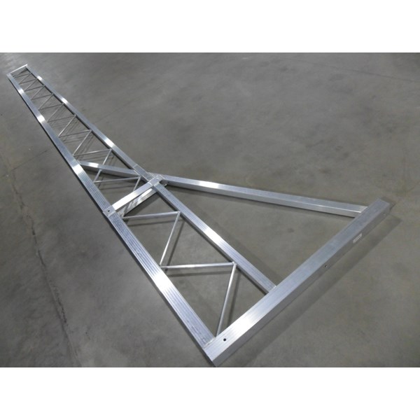 3000# Narrow Pontoon Side