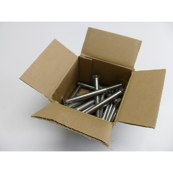 4000# Narrow Pontoon Hardware Bolt Box