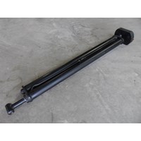 CYLINDER (INBOARD/OUTBOARD PONTOON LEGS)