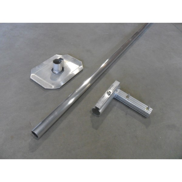 Middle Cross Arm Bracket With 8' Pipe