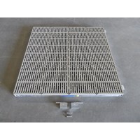 4'X4' VERS-A-DOCK RAMP WITH HINGE-THRUFLOW BEIGE