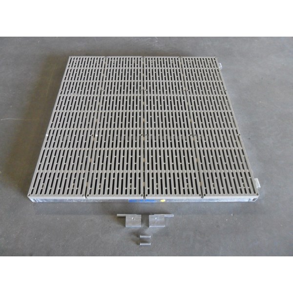 4'X4' Vers-A-Dock Ramp With Hinge-Thruflow Beige