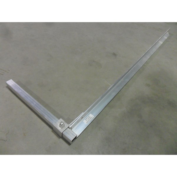 6' Dock Bench Bottom Bracket (1)