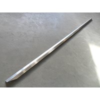 Triangle Trim Aluminum (Right Short)