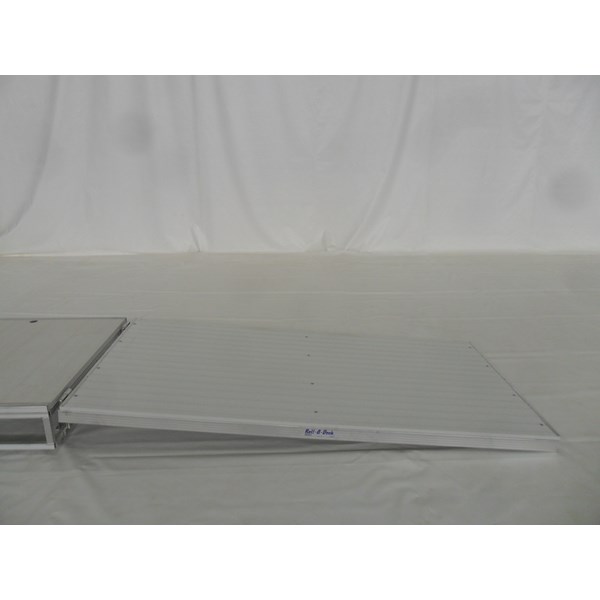 4'X8' Ultra Dock Ramp-White