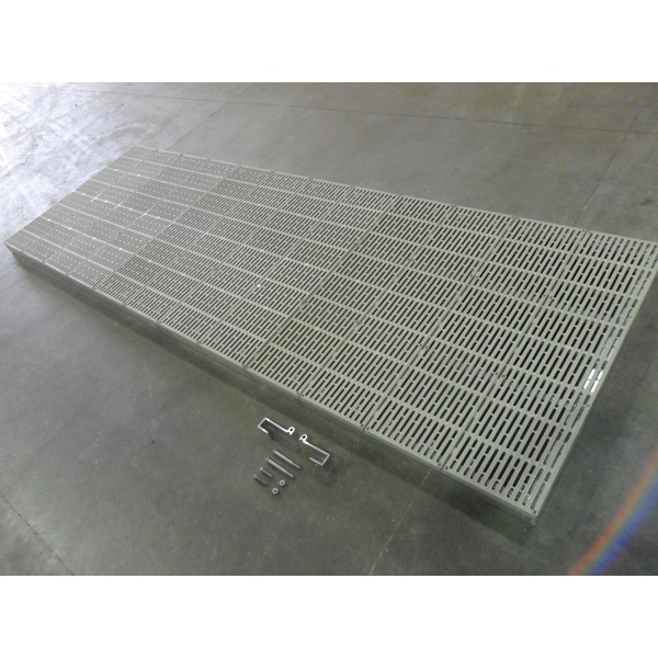 12' Classic Ramp Thruflow Beige With Hinges