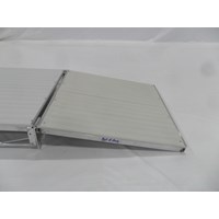 4'X4' Ramp Aluminum-White With Hinge