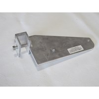 Thruflow Step To Classic Dock Bracket (1)