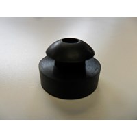 LATCH GROMMET