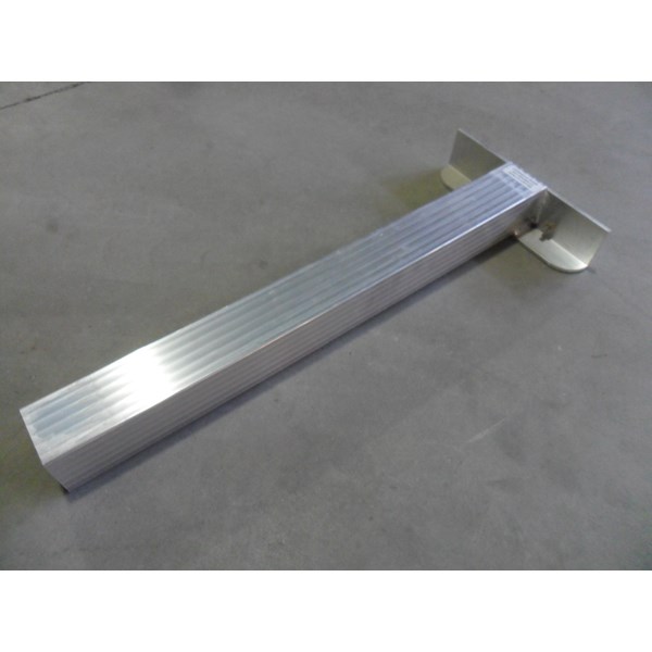 Hydraulic Guide Outrigger (1)