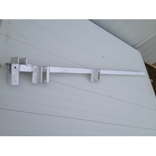1100#-1600# Hi-Lift Corner Winch Upright (1601)